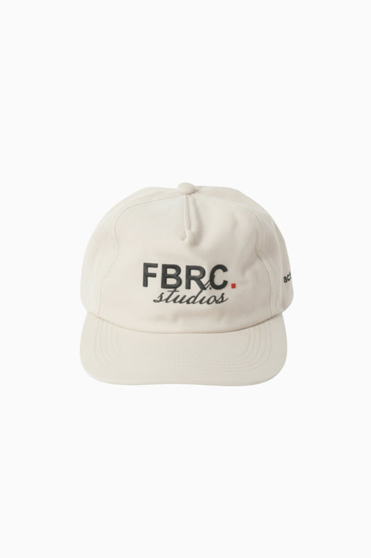 Boné pinch panel de sarja da FBRC Studios