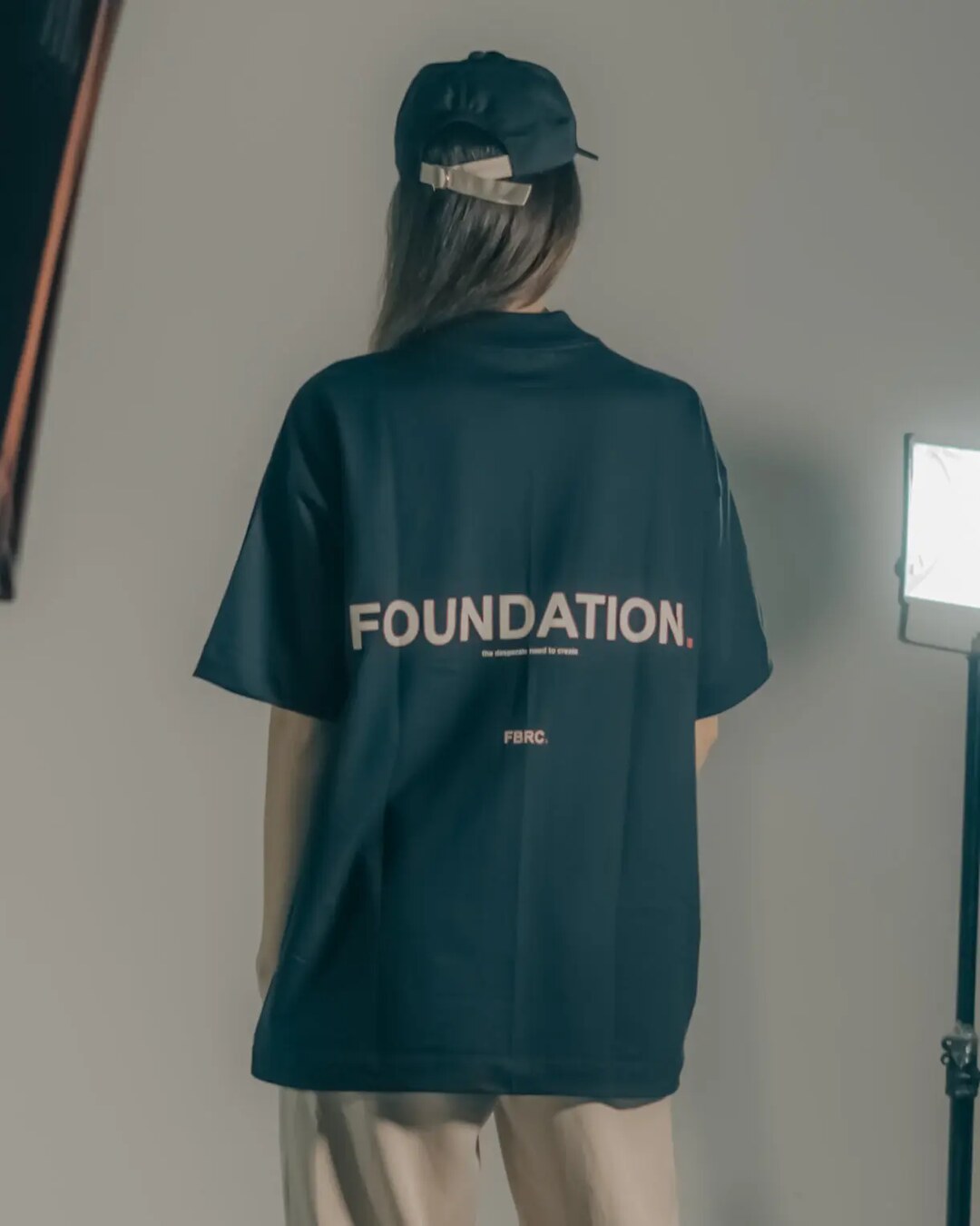 Imagem de campanha do drop Foundation 2 da FBRC Studios
