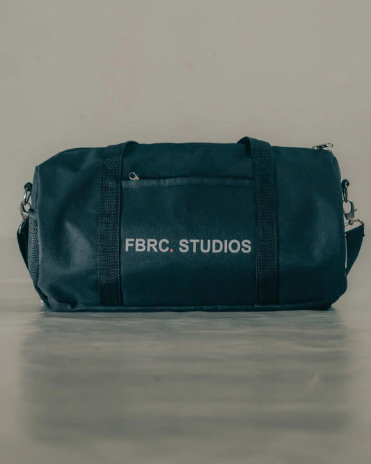 Imagem de campanha do drop Foundation 2 da FBRC Studios