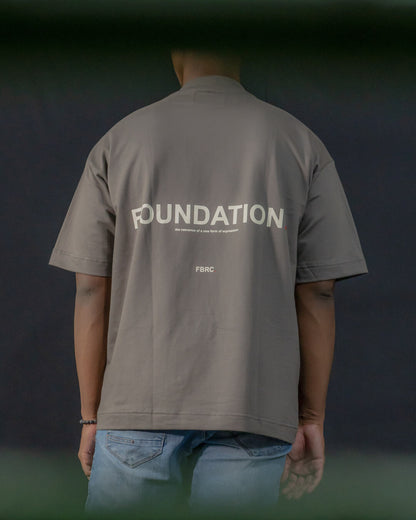 Imagem de campanha do drop Foundation 3 da FBRC Studios
