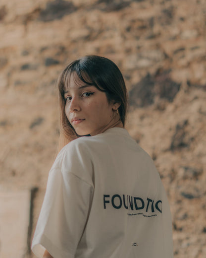 Imagem de campanha do drop Foundation Intro da FBRC Studios