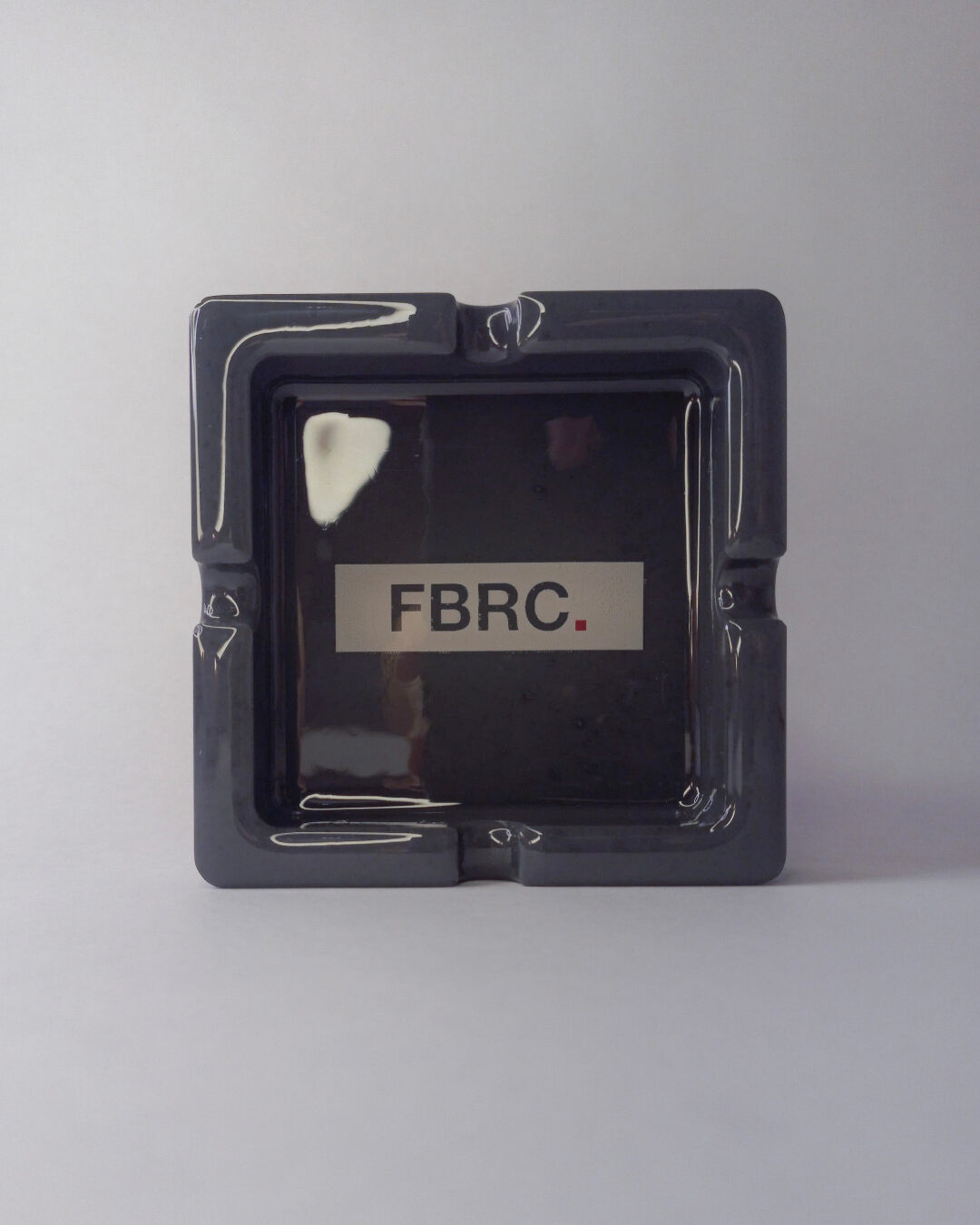 Cinzeiro Colecionavel Still Here da FBRC Studios