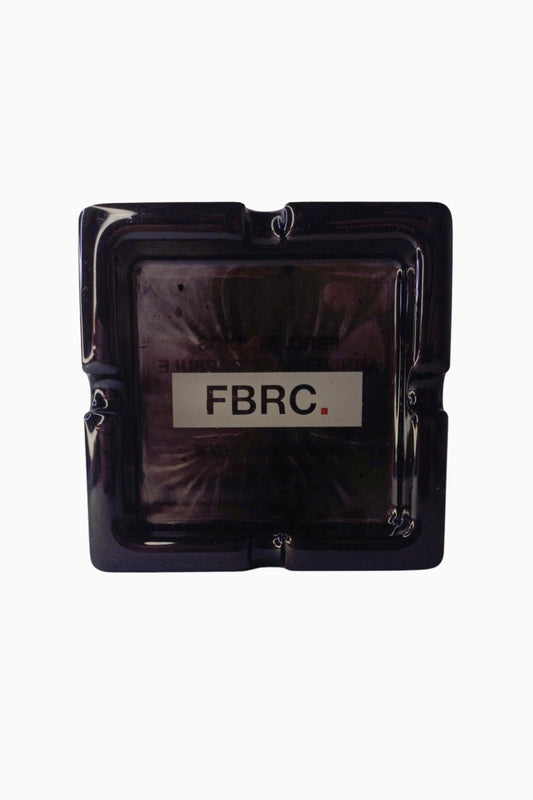 Cinzeiro de resina da FBRC Studios